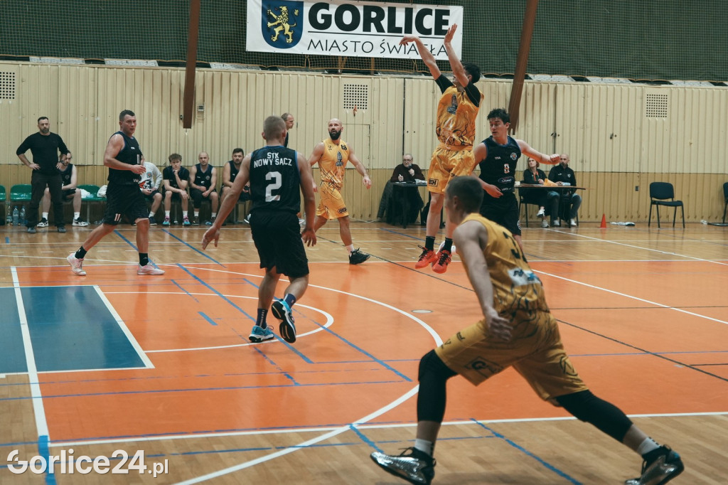  Koszykówka: MKS Gorlice - STK Nowy Sącz (16.11.)