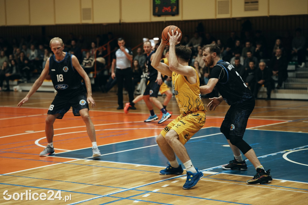  Koszykówka: MKS Gorlice - STK Nowy Sącz (16.11.)