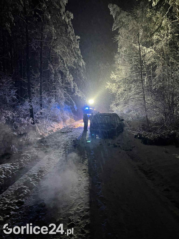 Zaśnieżone drogi w Gorlicach (23.11.2025)