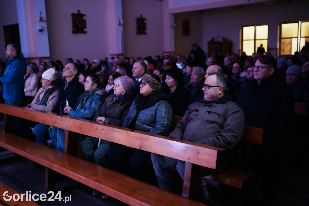 Koncert pamięci św. Jana Pawła II w Szymbarku (29.11.)