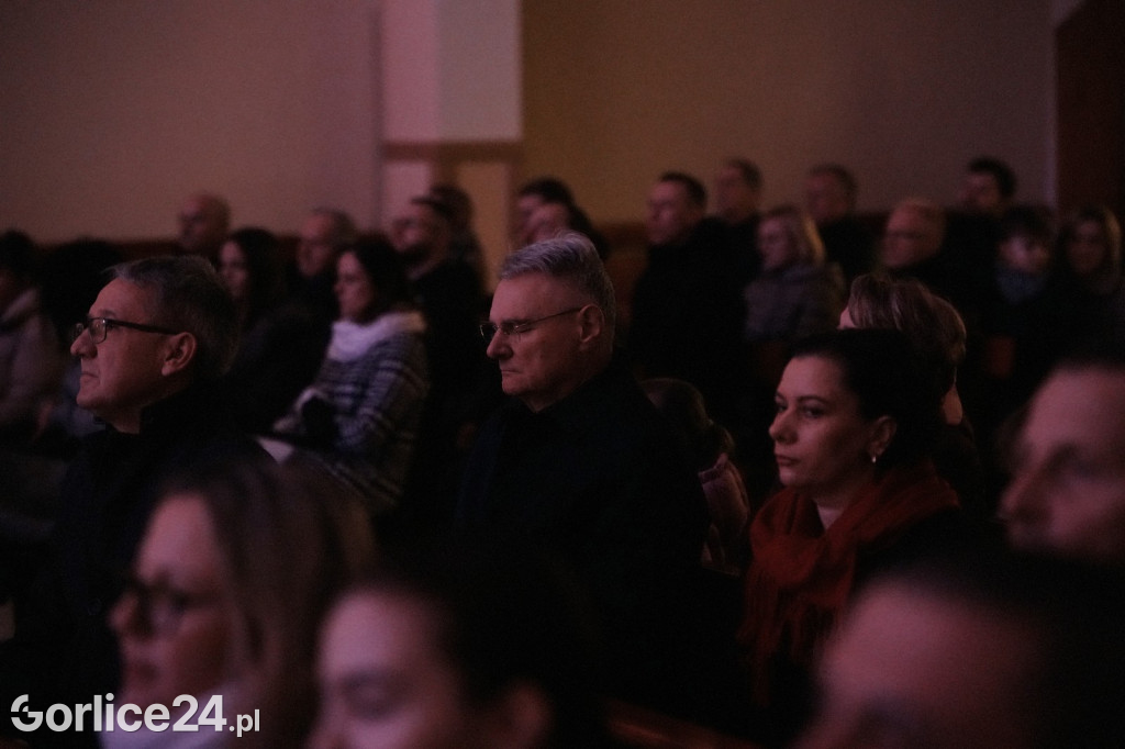 Koncert pamięci św. Jana Pawła II w Szymbarku (29.11.)