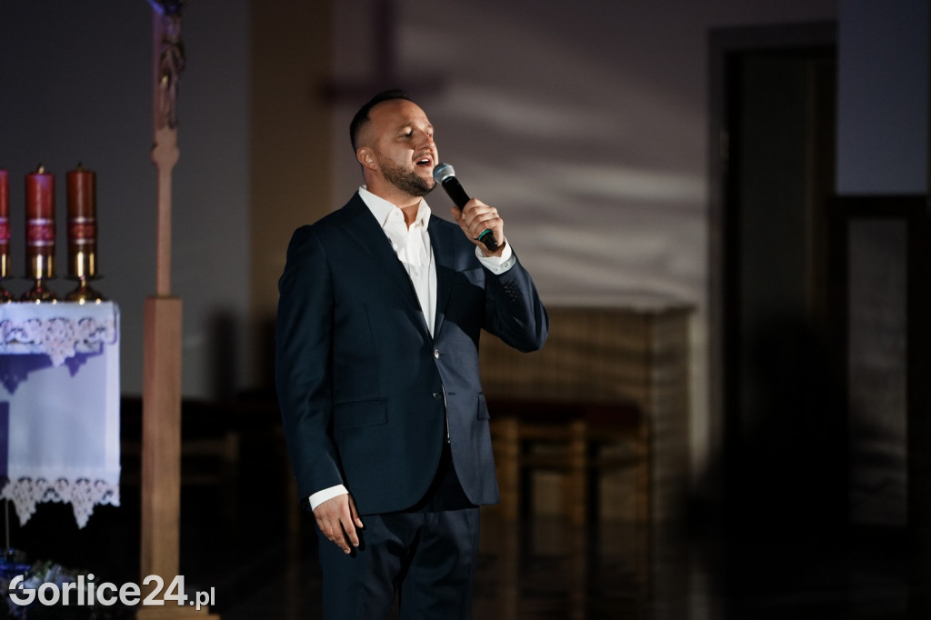 Koncert pamięci św. Jana Pawła II w Szymbarku (29.11.)