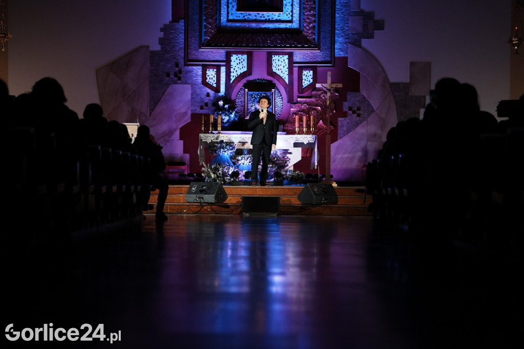 Koncert pamięci św. Jana Pawła II w Szymbarku (29.11.)