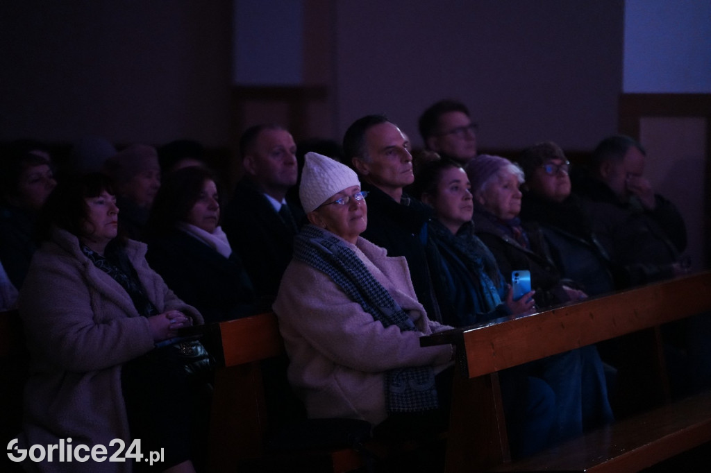 Koncert pamięci św. Jana Pawła II w Szymbarku (29.11.)