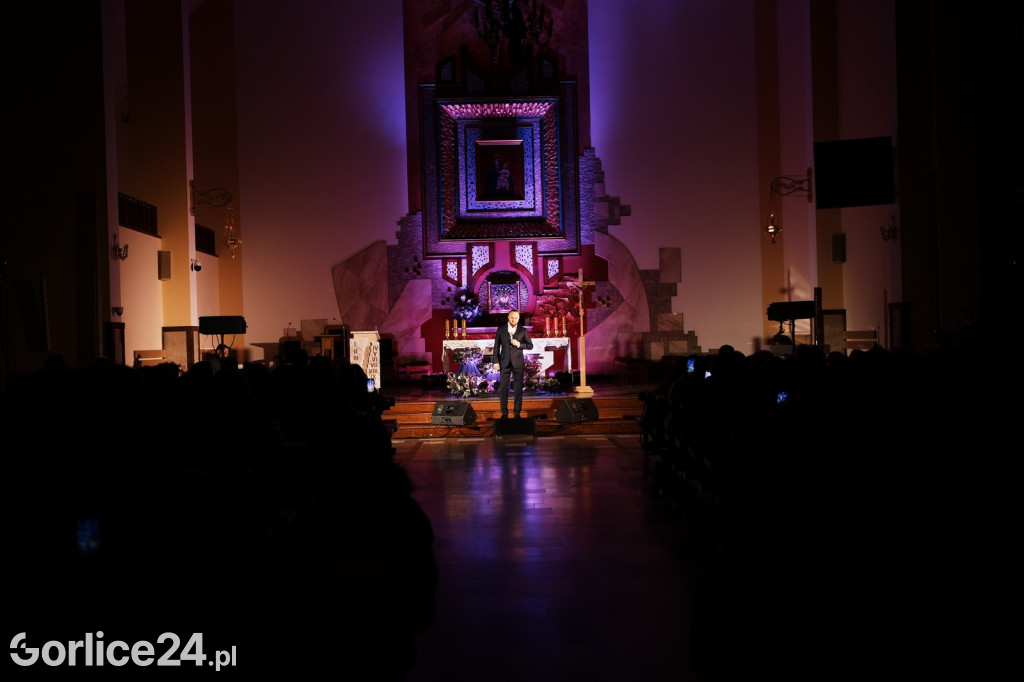 Koncert pamięci św. Jana Pawła II w Szymbarku (29.11.)