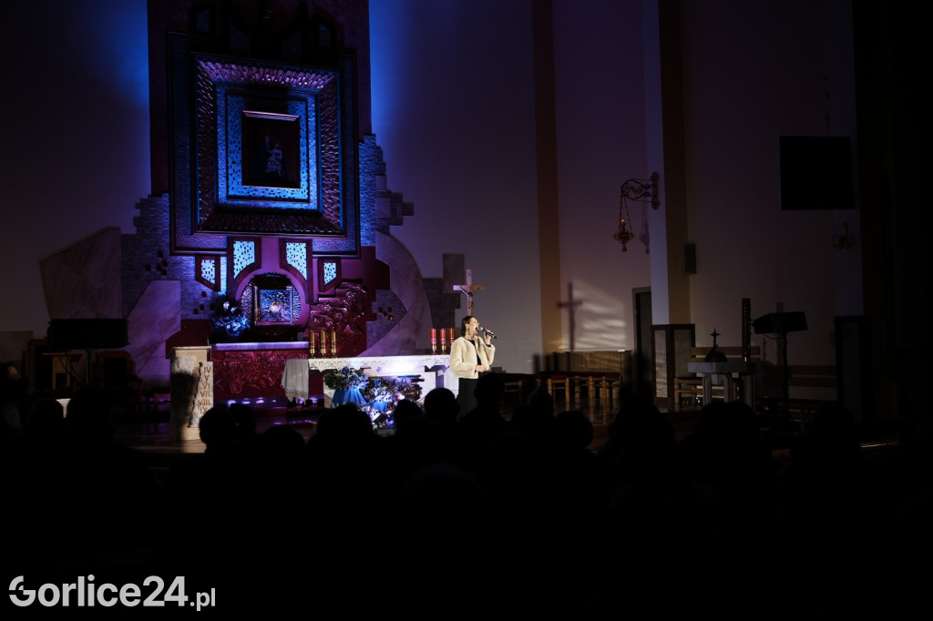 Koncert pamięci św. Jana Pawła II w Szymbarku (29.11.)