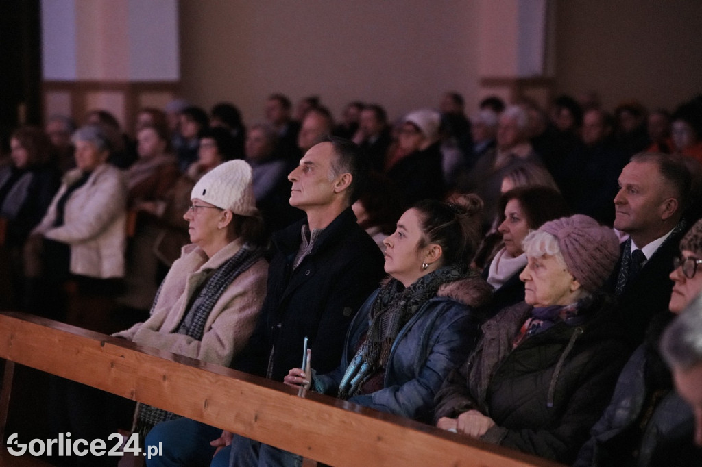 Koncert pamięci św. Jana Pawła II w Szymbarku (29.11.)