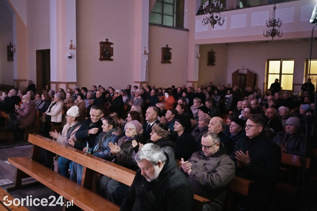 Koncert pamięci św. Jana Pawła II w Szymbarku (29.11.)