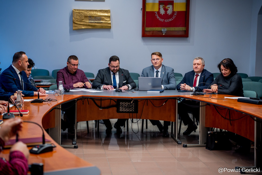 Posiedzenie Komisji Bezpieczeństwa i Porządku oraz Powiatowego Zespołu Zarządzania Kryzysowego