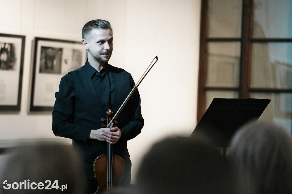 Filharmonia w Regionie - koncert w Dworze Karwacjanów