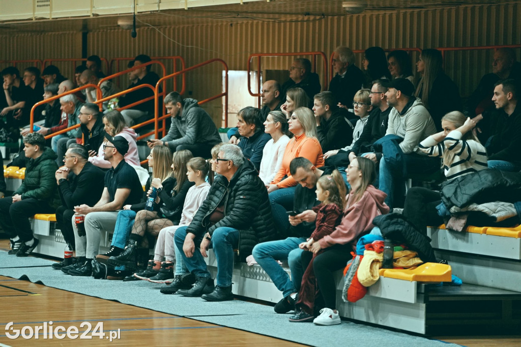 Siatkówka: GKPS vs Hutnik Kraków (06.12.2025)