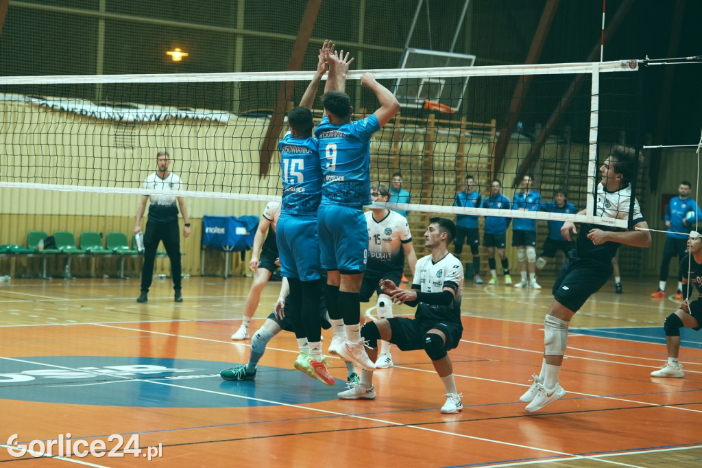 Siatkówka: GKPS vs Hutnik Kraków (06.12.2025)