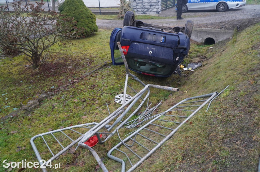 Zdarzenie drogowe w Zagórzanach (11.12)