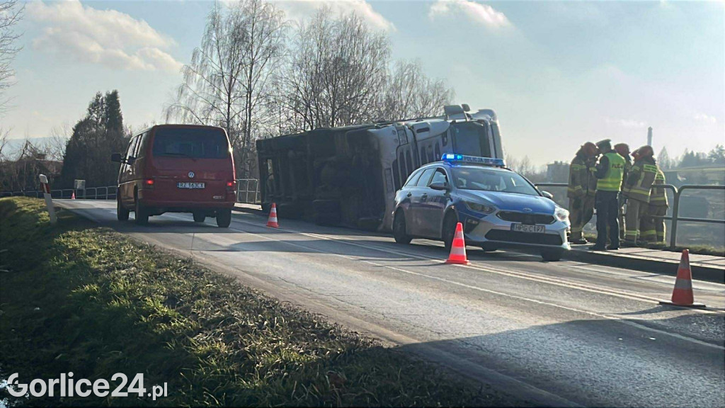 Zdarzenie drogowe w Zagórzanach (12.12)