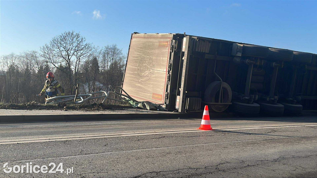 Zdarzenie drogowe w Zagórzanach (12.12)