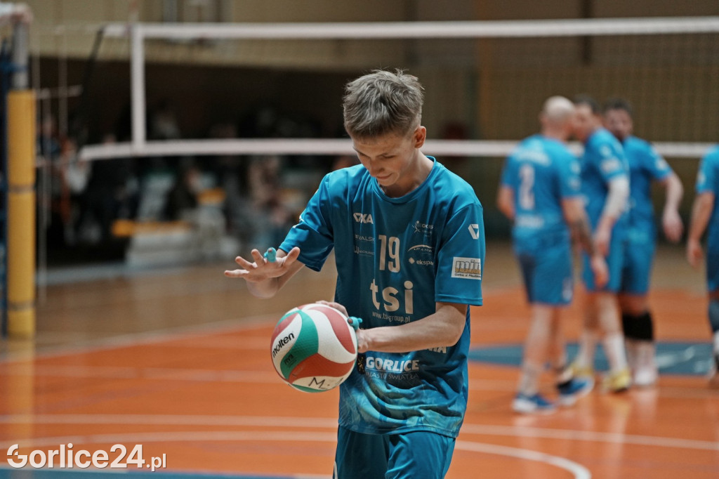 Siatkówka: GKPS Gorlice - Iskierka Tarnów (13.12.)