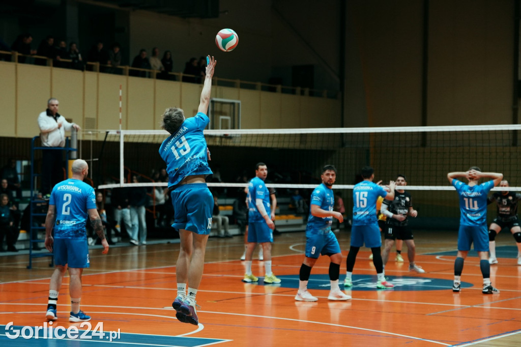 Siatkówka: GKPS Gorlice - Iskierka Tarnów (13.12.)