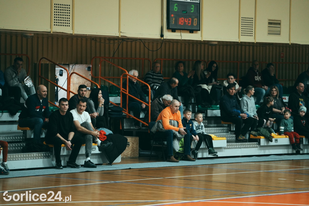 Siatkówka: GKPS Gorlice - Iskierka Tarnów (13.12.)