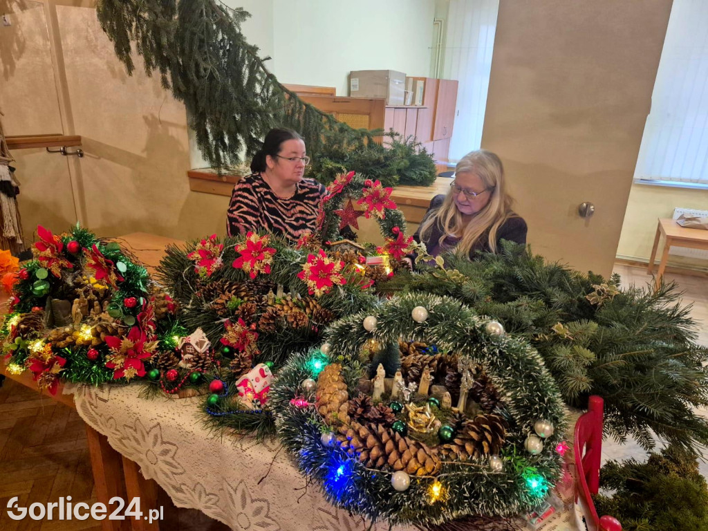 Kiermasz świąteczny w Sękowej (14.12)