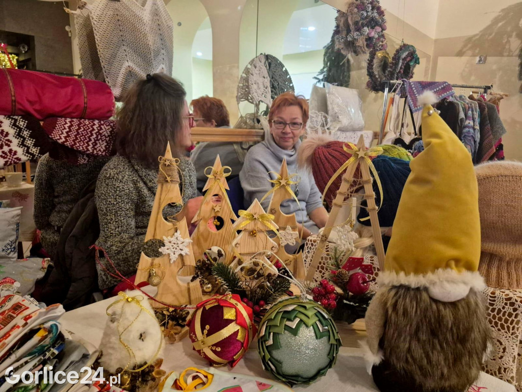 Kiermasz świąteczny w Sękowej (14.12)