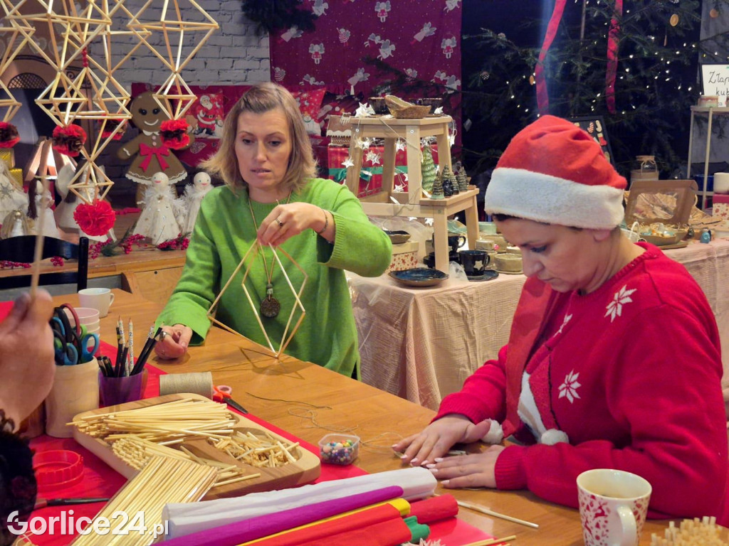 Kiermasz świąteczny w Sękowej (14.12)
