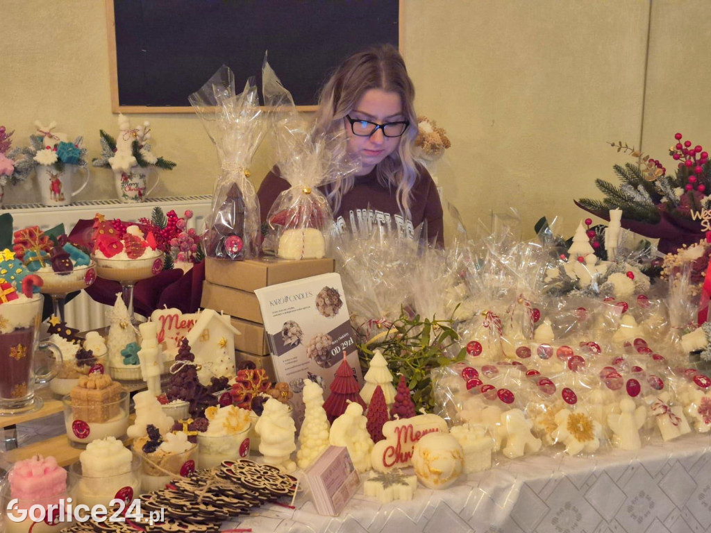 Kiermasz świąteczny w Sękowej (14.12)