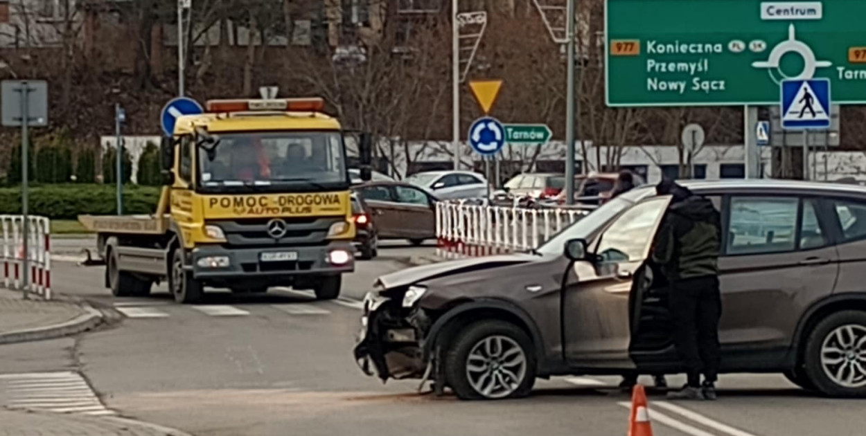 Kolizja na ul. Rydarowskiej w Gorlicach (17.12)