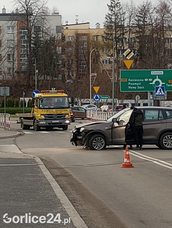 Kolizja na ul. Rydarowskiej w Gorlicach (17.12)