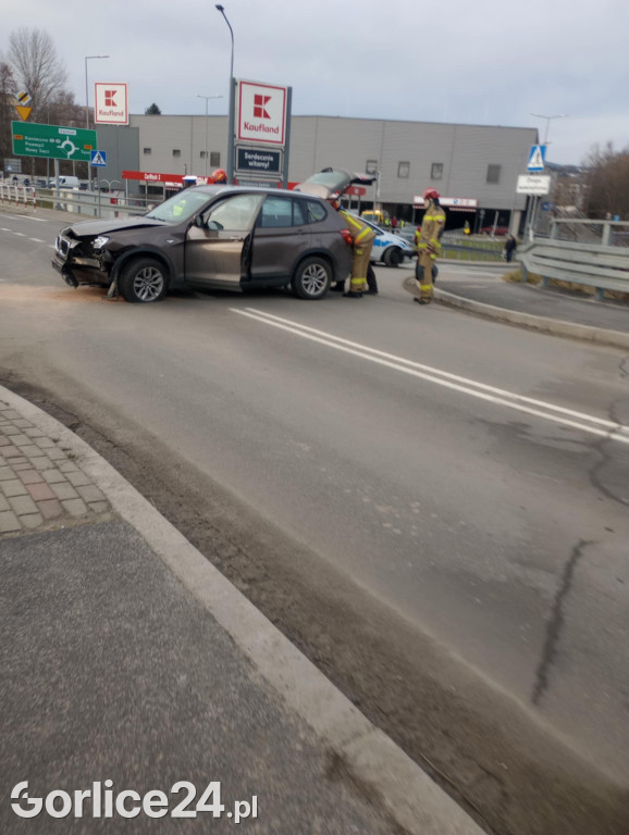 Kolizja na ul. Rydarowskiej w Gorlicach (17.12)