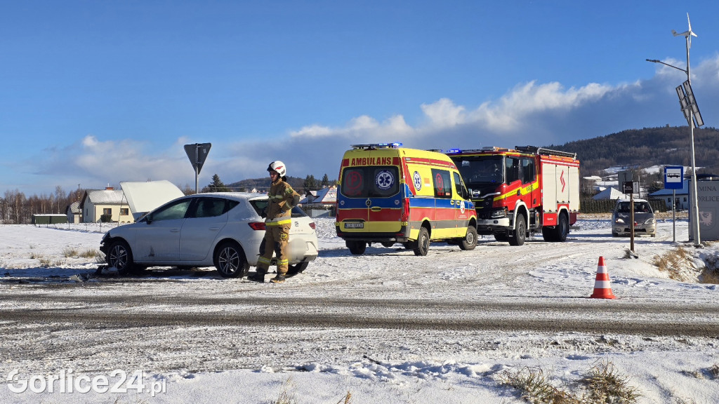 Zderzenie samochodów na ul. Zbożowej
