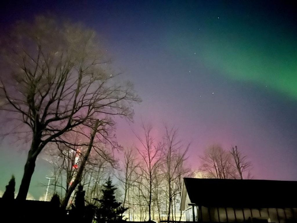 Zorza polarna nad Gorlicami w obiektywie Czytelników (19.01.)