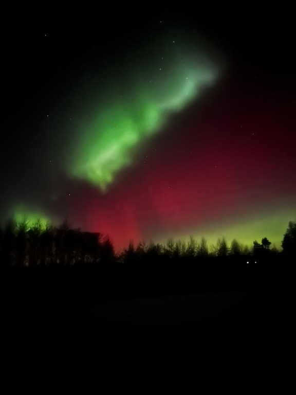 Zorza polarna nad Gorlicami w obiektywie Czytelników (19.01.)