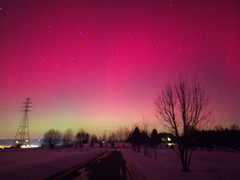 Zorza polarna nad Gorlicami w obiektywie Czytelników (19.01.)