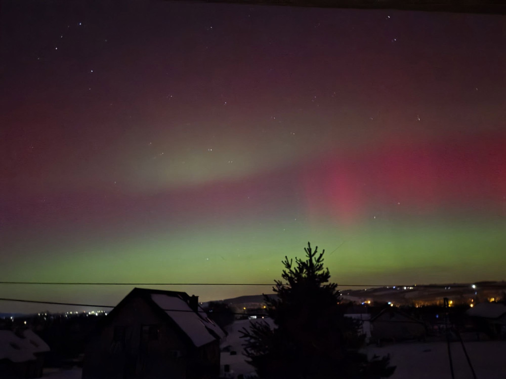 Zorza polarna nad Gorlicami w obiektywie Czytelników (19.01.)