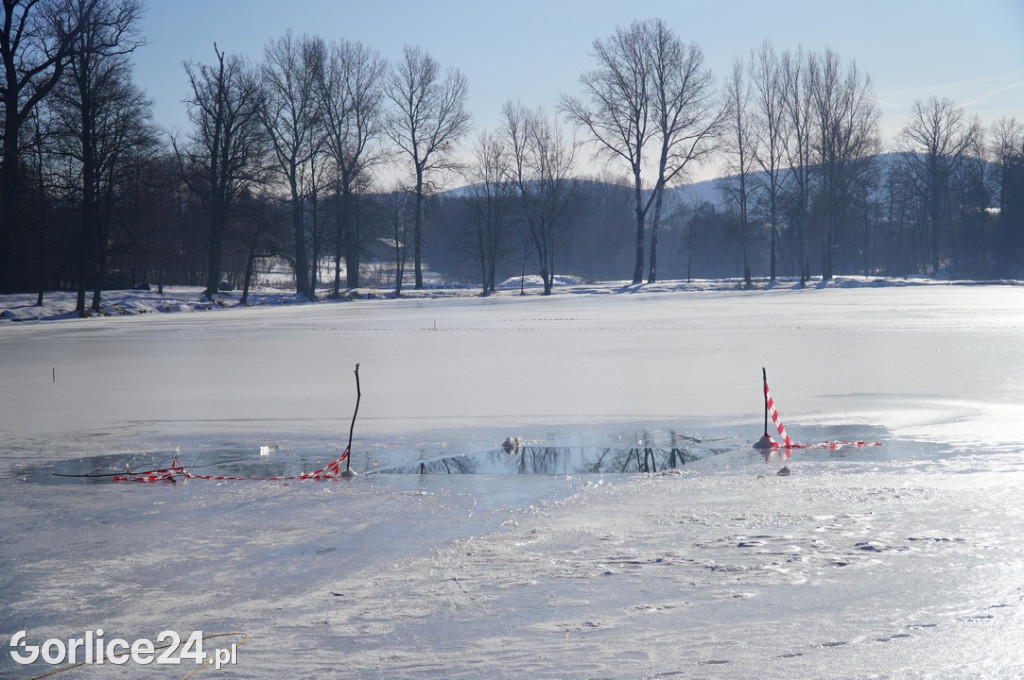 Ćwiczenia strażaków na lodzie (21.01.2026)