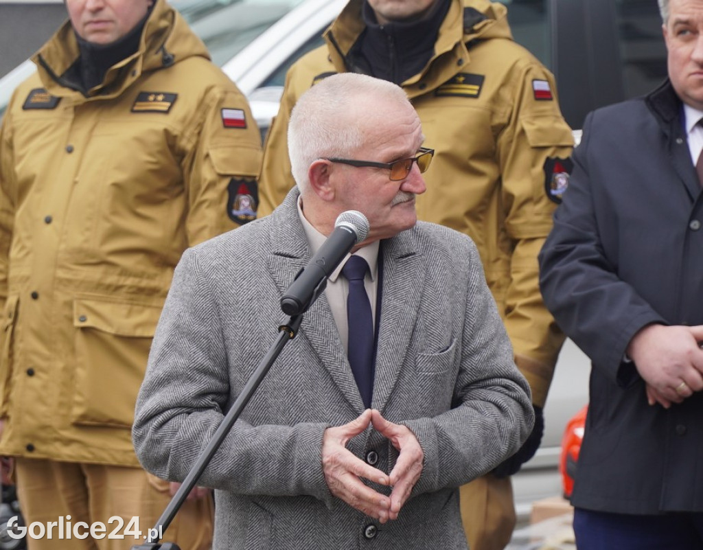 Przekazanie sprzętu w ramach Programu OLiOC