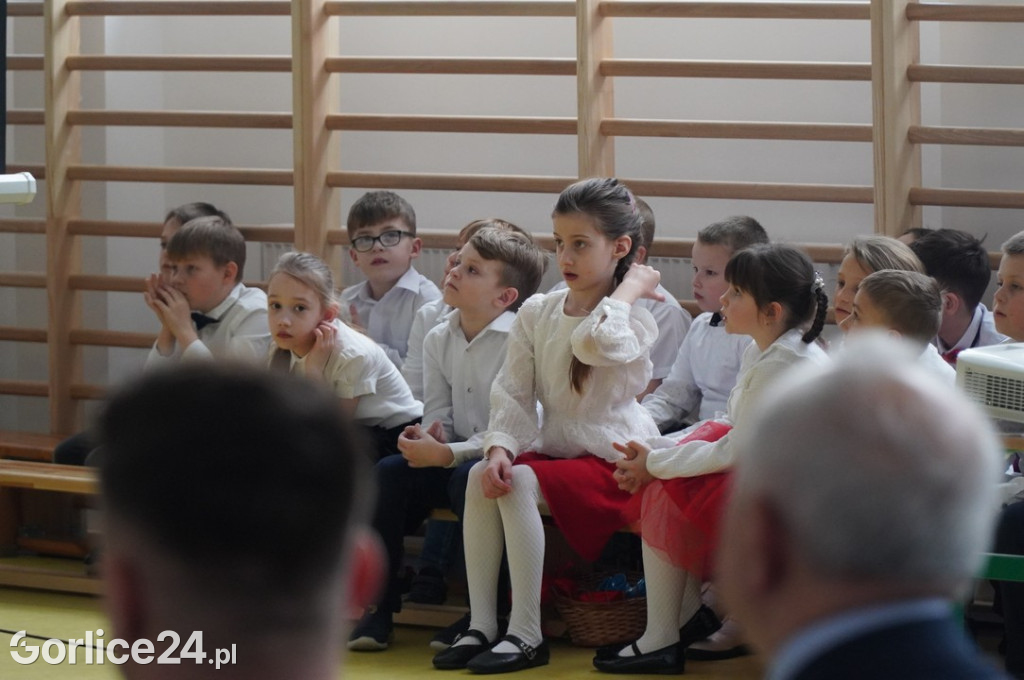 Uroczyste otwarcie hali w Łosiu