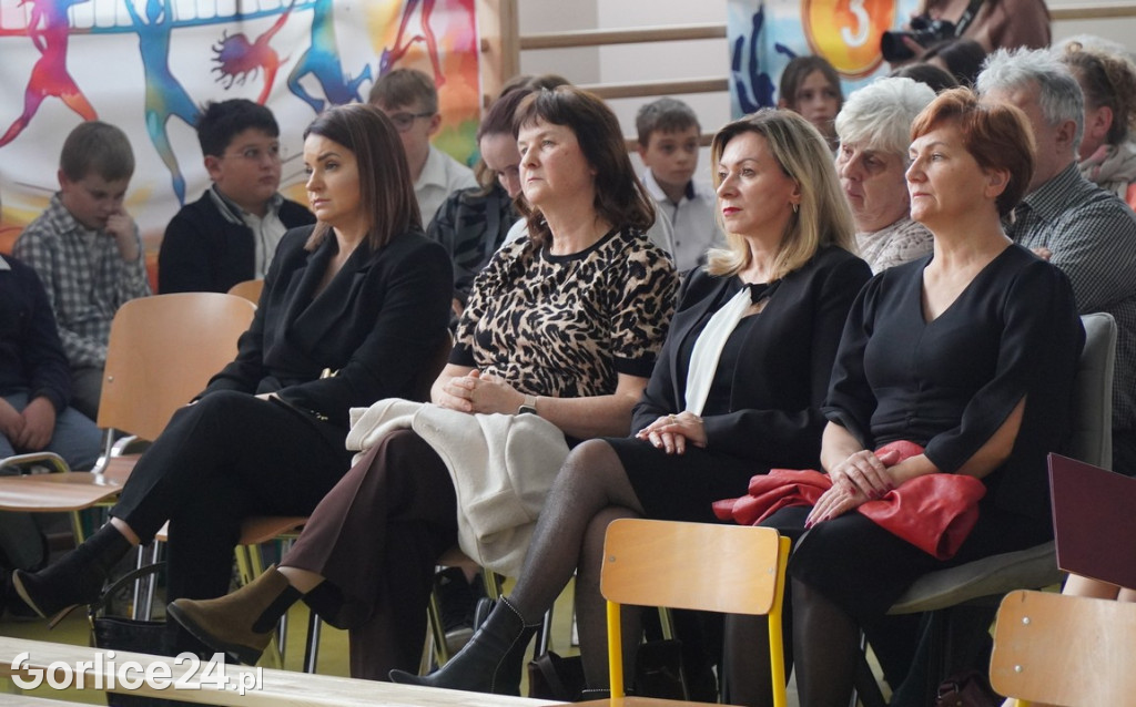 Uroczyste otwarcie hali w Łosiu