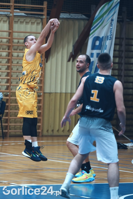 Koszykówka: MKS Gorlice - KS Bemke (08.02.)