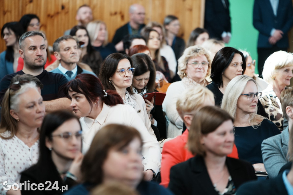 Wiceminister Lubnauer w Szkole Podstawowej nr 4 (03.03)