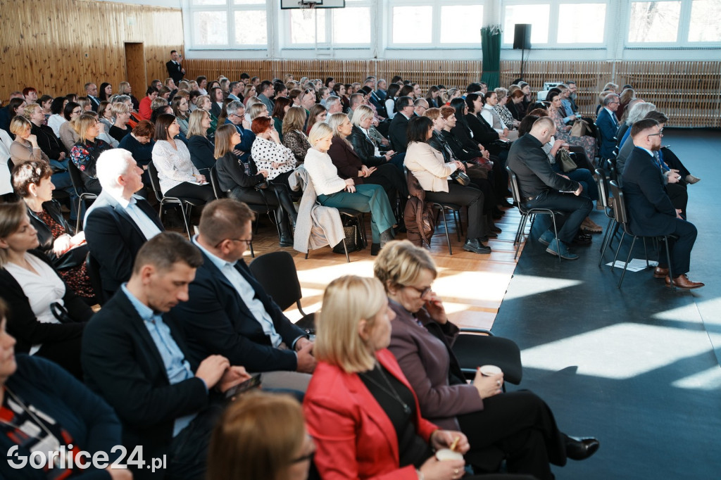 Wiceminister Lubnauer w Szkole Podstawowej nr 4 (03.03)