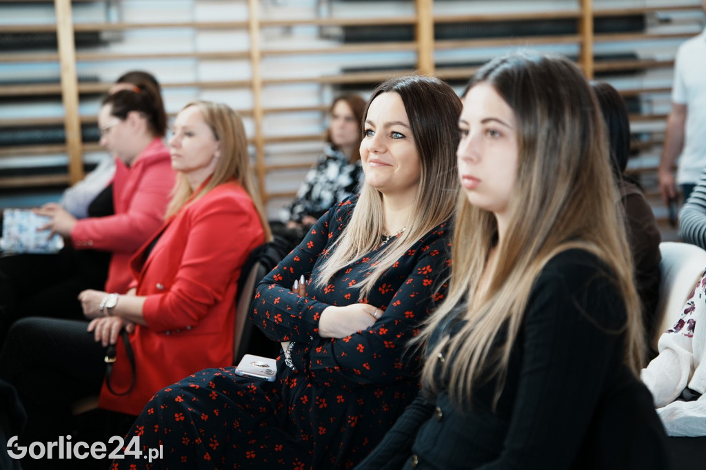 Wiceminister Lubnauer w Szkole Podstawowej nr 4 (03.03)