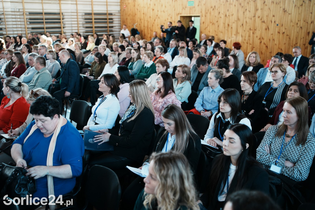 Wiceminister Lubnauer w Szkole Podstawowej nr 4 (03.03)