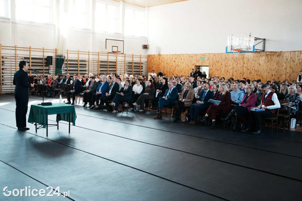Wiceminister Lubnauer w Szkole Podstawowej nr 4 (03.03)