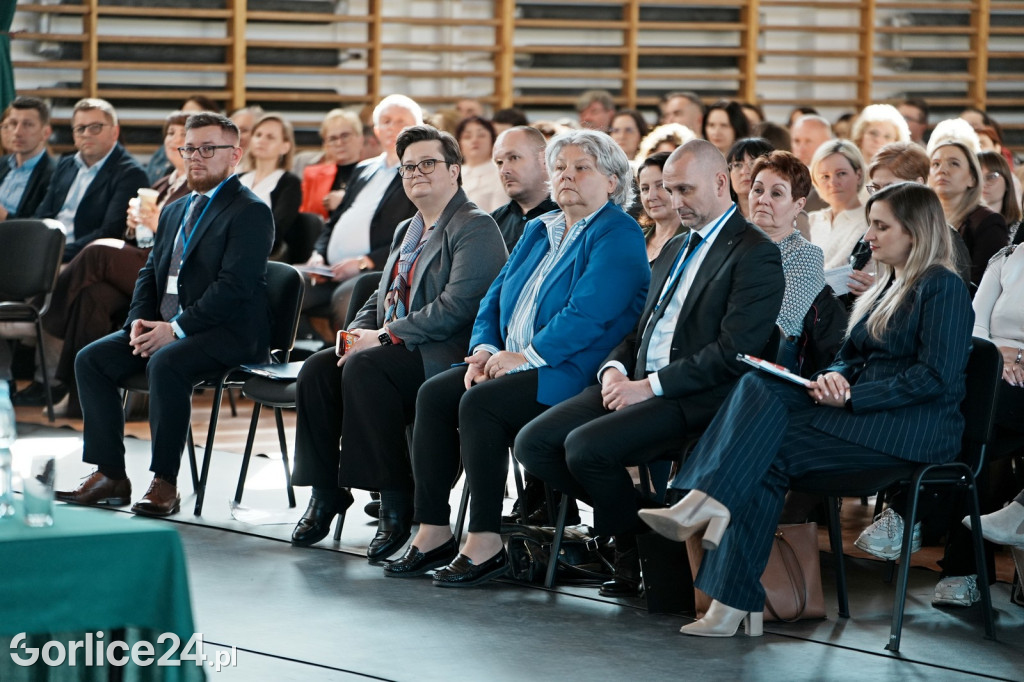 Wiceminister Lubnauer w Szkole Podstawowej nr 4 (03.03)