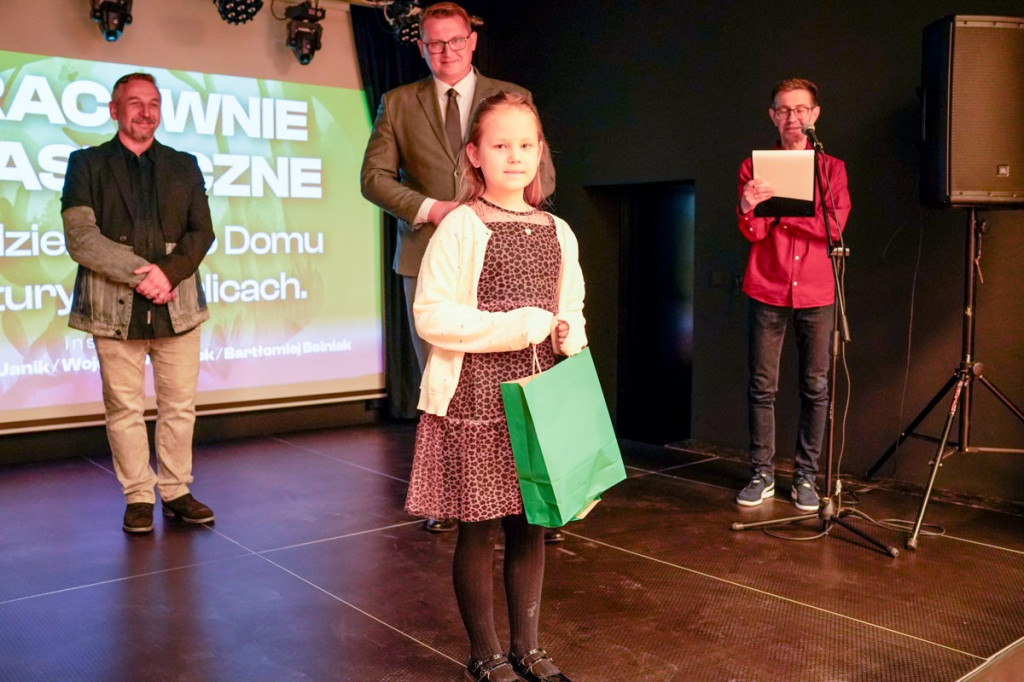 Otwarcie wystawy prac uczestników zajęć w MDK w Gorlicach