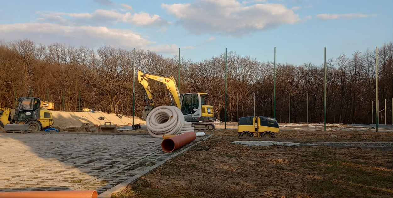 Budowa boisk przy ZS nr 1 w Gorlicach