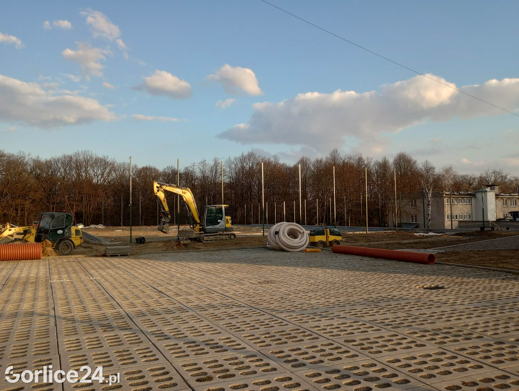 Budowa boisk przy ZS nr 1 w Gorlicach