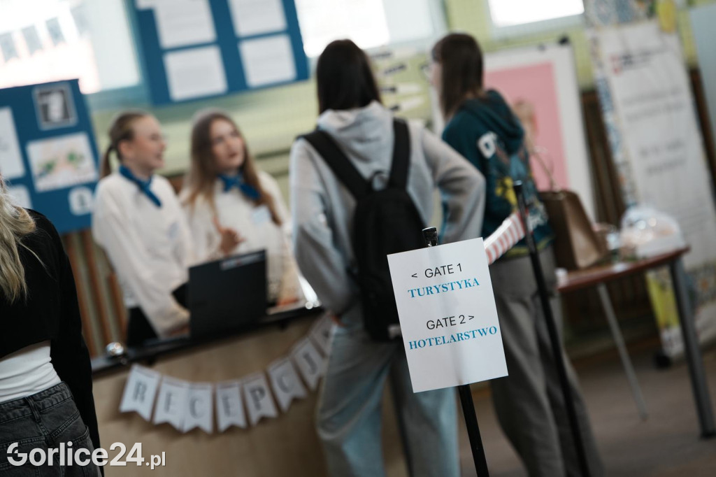 Dni Otwarte Szkół Średnich - ZSE im. Jana Pawła II