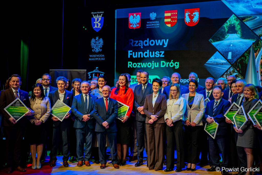 Podpisanie umów w ramach Rządowego Funduszu Rozwoju Dróg